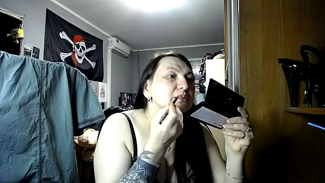 Snapshot of EvaBeautyXx chatting on 23, 3, 2026 EvaBeautyXx online show from 23, 3, 2026