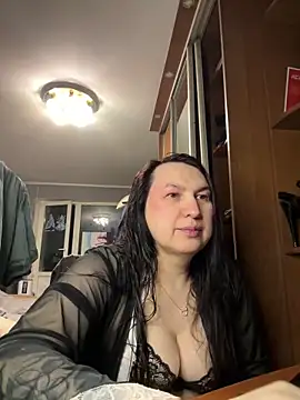 Snapshot of EvaBeautyXx chatting on 6, 4, 2026 EvaBeautyXx online show from 6, 4, 2026