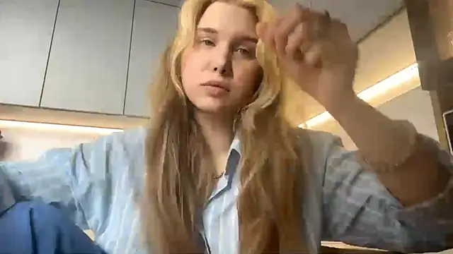 Snapshot of ShariLappas chatting on 28, 2, 2026 ShariLappas online show from 28, 2, 2026