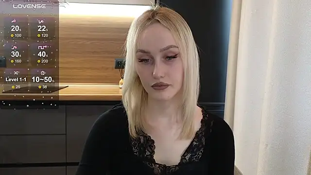 Snapshot of Bella_Villen chatting on 10, 6, 2026 Bella Villen online show from 10, 6, 2026