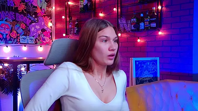 Snapshot of Sweet_Emilya chatting on 16, 4, 2026 Sweet Emilya online show from 16, 4, 2026