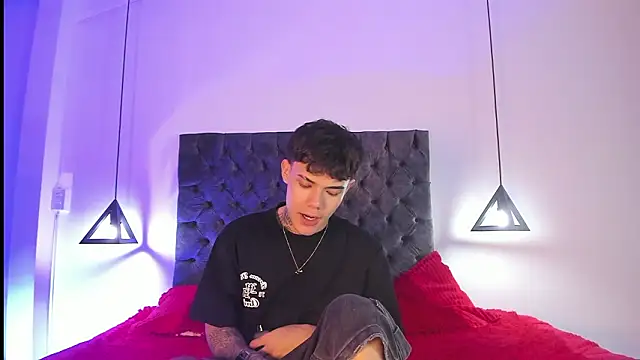 im seven online show from 27, 2, 2026