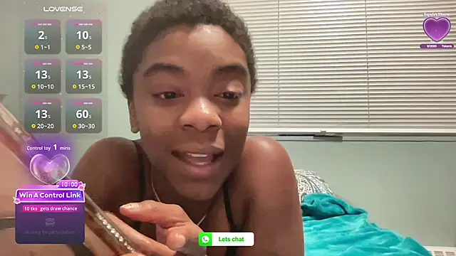 Snapshot of PetiteWet chatting on 20, 7, 2026 PetiteWet online show from 20, 7, 2026