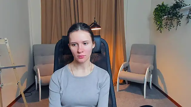 Snapshot of MeganLenoir chatting on 28, 2, 2026 MeganLenoir online show from 28, 2, 2026