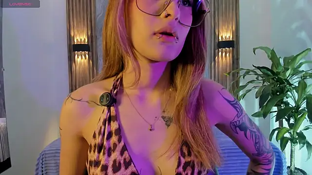 Melodylanee online show from 6, 5, 2026
