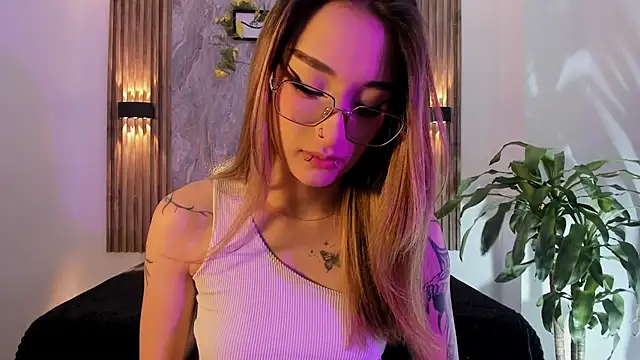 Melodylanee online show from 28, 5, 2026