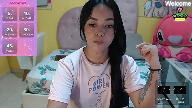 Snapshot of Sophiiee_Gray chatting on 1, 5, 2026 Sophiiee Gray online show from 1, 5, 2026