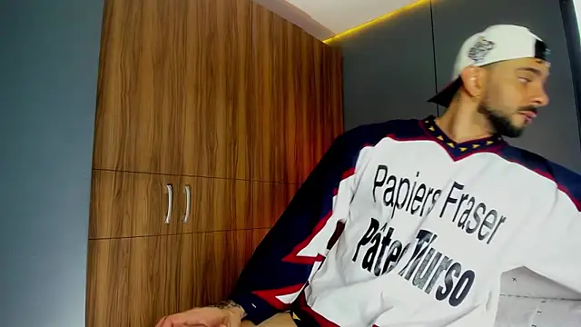 massimo visconti online show from 6, 4, 2026