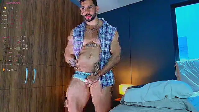 Snapshot of massimo_visconti chatting on 11, 6, 2026 massimo visconti online show from 11, 6, 2026