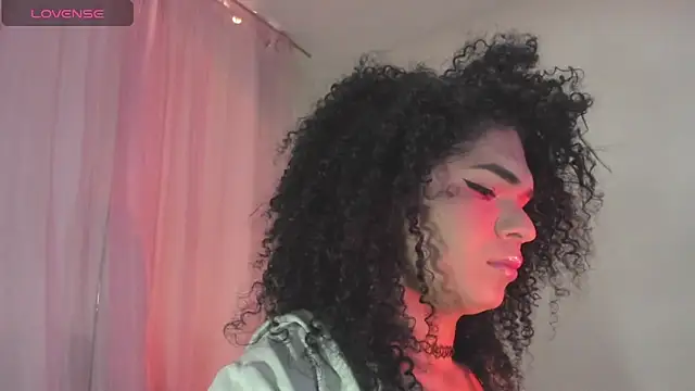 Snapshot of V-nus chatting on 3, 3, 2026 V-nus online show from 3, 3, 2026