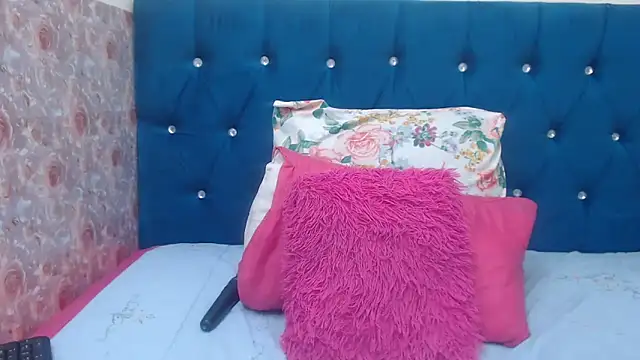 CURVYBOOTYLICIOUS88 online show from 22, 5, 2026