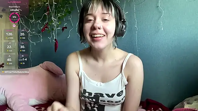 Snapshot of AueshaSimon chatting on 28, 4, 2026 AueshaSimon online show from 28, 4, 2026