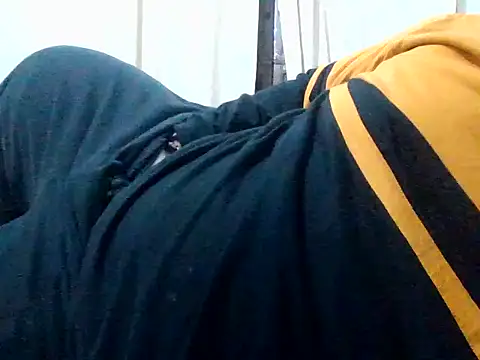 Huskyboss online show from 25, 3, 2026