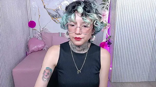 Lyra tay online show from 12, 7, 2026