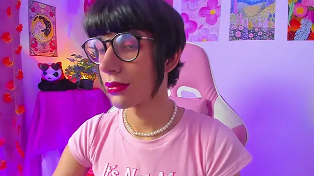 Madeline 21 online show from 20, 3, 2026