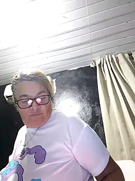 momismilf544 online show from 21, 4, 2026