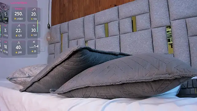 Snapshot of camilaa_smith_ chatting on 12, 3, 2026 camilaa smith online show from 12, 3, 2026