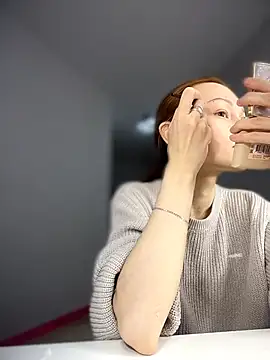 Snapshot of SadieSink_ chatting on 5, 4, 2026 SadieSink online show from 5, 4, 2026