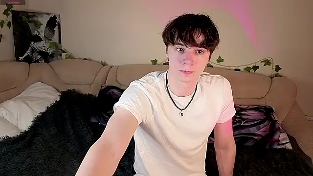 AnthonyCuutie online show from 9, 3, 2026