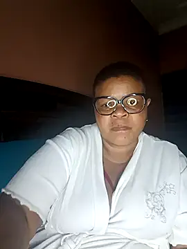 Snapshot of BabeCharmmie chatting on 2, 3, 2026 BabeCharmmie online show from 2, 3, 2026