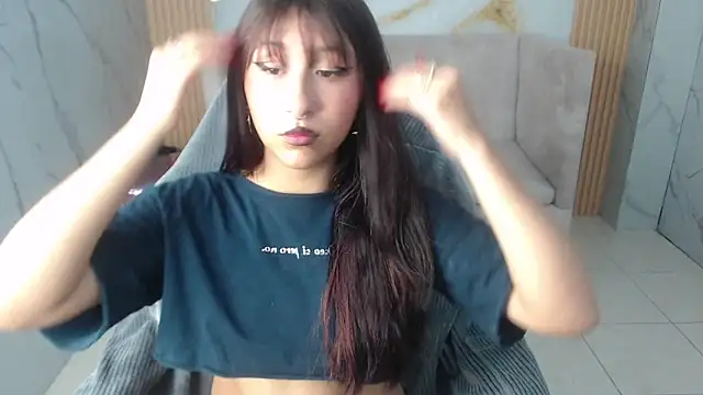 Snapshot of moraa_s chatting on 4, 3, 2026 moraa s online show from 4, 3, 2026