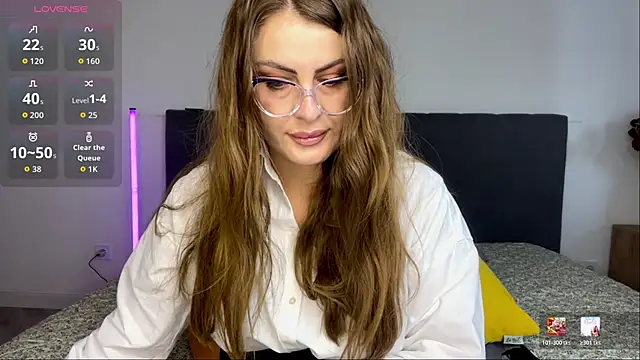 Snapshot of LucyWillow chatting on 29, 5, 2026 LucyWillow online show from 29, 5, 2026