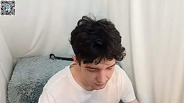  ZaneX online show from 8, 4, 2026