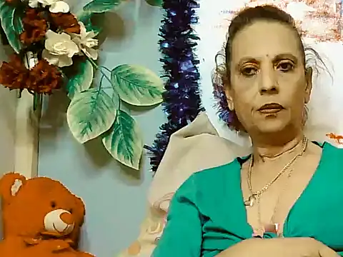 Hot queen58 online show from 19, 5, 2026