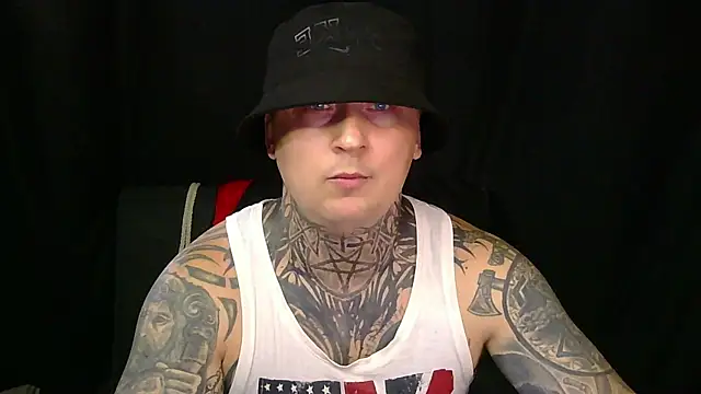 Snapshot of devilWithTats chatting on 22, 7, 2026 devilWithTats online show from 22, 7, 2026