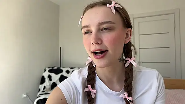 Snapshot of Lolatatee chatting on 13, 3, 2026 Lolatatee online show from 13, 3, 2026