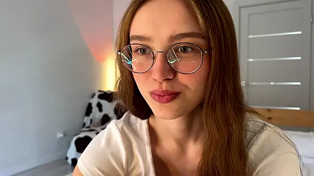 Snapshot of Lolatatee chatting on 17, 3, 2026 Lolatatee online show from 17, 3, 2026