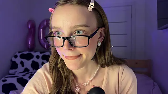 Snapshot of Lolatatee chatting on 27, 3, 2026 Lolatatee online show from 27, 3, 2026