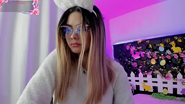 Sharon Storm online show from 6, 4, 2026