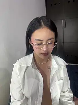 Snapshot of Anni_Rose chatting on 22, 3, 2026 Anni Rose online show from 22, 3, 2026