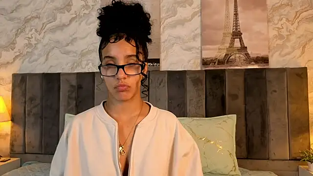 Snapshot of ElizabethSwift chatting on 16, 3, 2026 ElizabethSwift online show from 16, 3, 2026