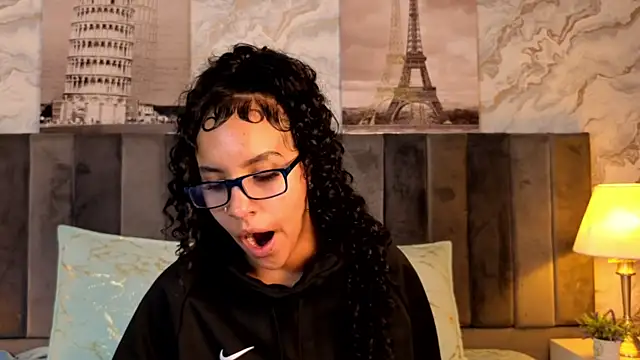 Snapshot of ElizabethSwift chatting on 19, 3, 2026 ElizabethSwift online show from 19, 3, 2026