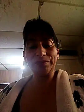 Snapshot of Lucia_Rios chatting on 2, 5, 2026 Lucia Rios online show from 2, 5, 2026