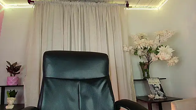 Snapshot of Andrejoness chatting on 23, 7, 2026 Andrejoness online show from 23, 7, 2026