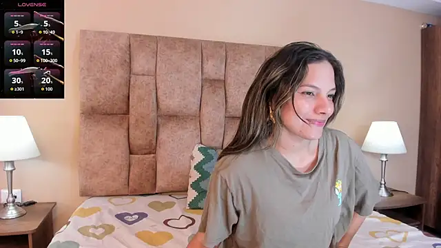 Snapshot of EmmaSanchez_ chatting on 25, 5, 2026 EmmaSanchez online show from 25, 5, 2026