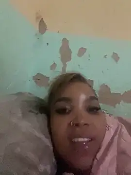 Snapshot of friendlybitch22 chatting on 11, 4, 2026 friendlybitch22 online show from 11, 4, 2026