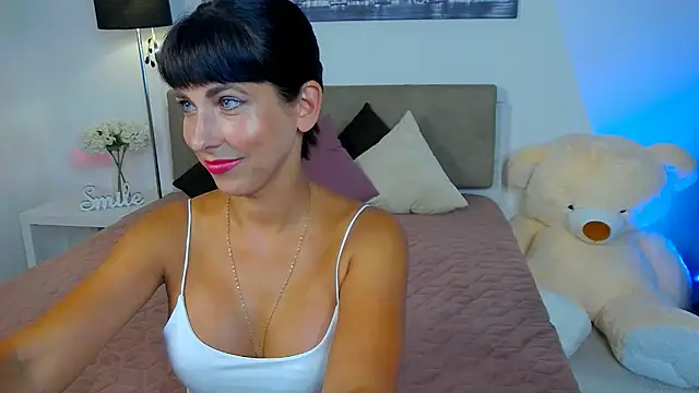 Snapshot of HeidieRaven chatting on 7, 7, 2026 HeidieRaven online show from 7, 7, 2026