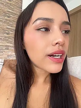 Mia-villalobos online show from 23, 5, 2026