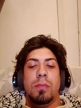 Snapshot of iShon777 chatting on 14, 4, 2026 iShon777 online show from 14, 4, 2026