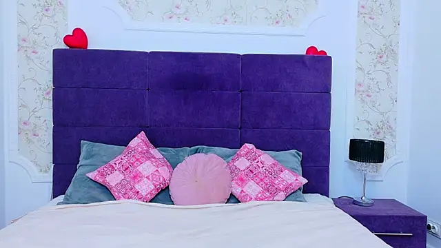 Snapshot of RaysaDrake chatting on 15, 4, 2026 RaysaDrake online show from 15, 4, 2026