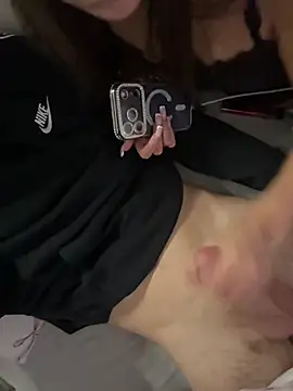 Snapshot of wayne19822 chatting on 1, 3, 2026 wayne19822 online show from 1, 3, 2026