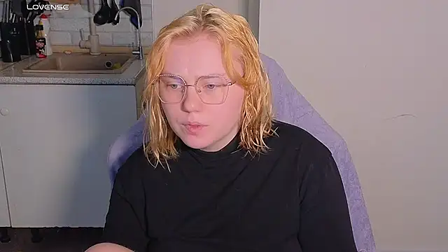 soft focus online show from 25, 5, 2026