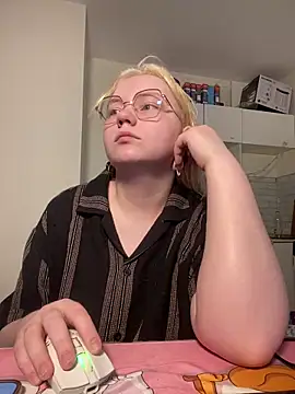 soft focus online show from 15, 6, 2026