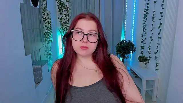 Snapshot of effyrain chatting on 14, 3, 2026 effyrain online show from 14, 3, 2026