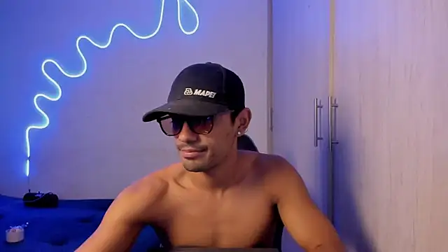 jossi12345j online show from 2, 4, 2026