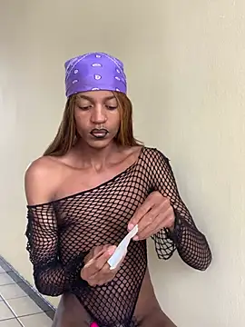 Kinky-Nicky04 online show from 27, 6, 2026